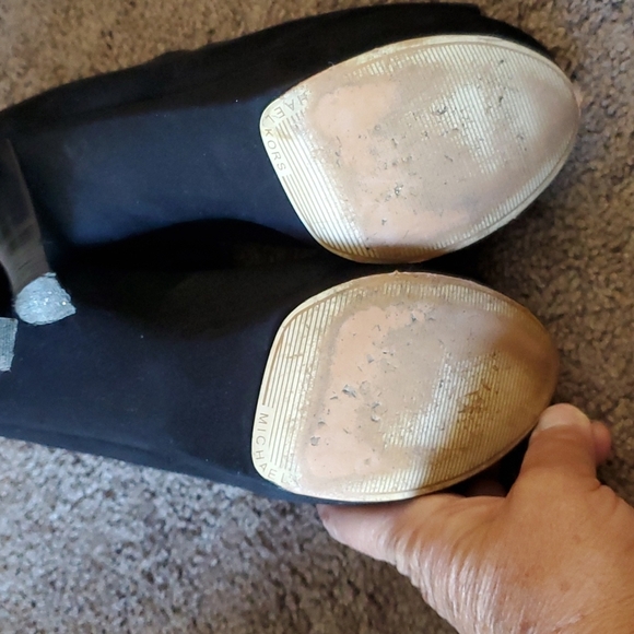 Michael Kors velcro  suede heels - Picture 7 of 10